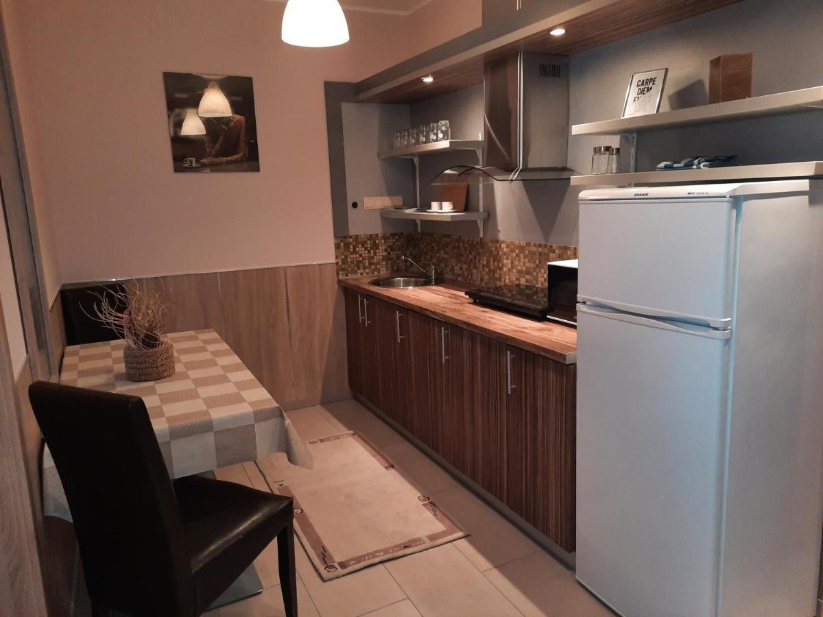 Fenyo Apartman Nagykáta Exterior photo