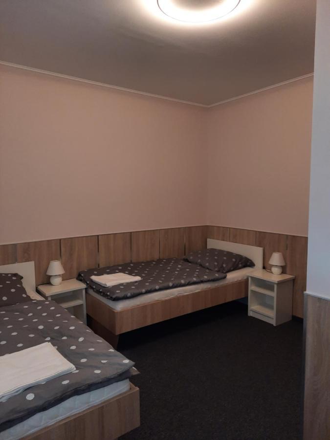 Fenyo Apartman Nagykáta Exterior photo